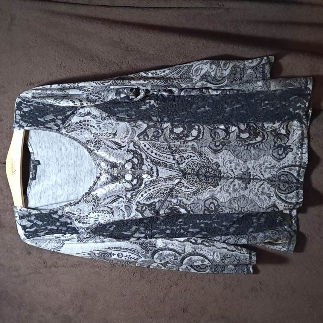 Apt 9 Black And Grey Top Size 2x